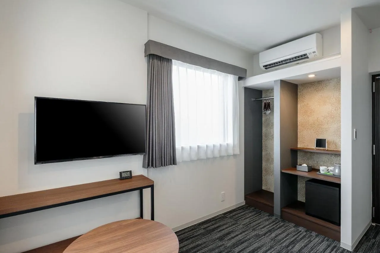 M'S Hotel Nijojo Oike Kyōto