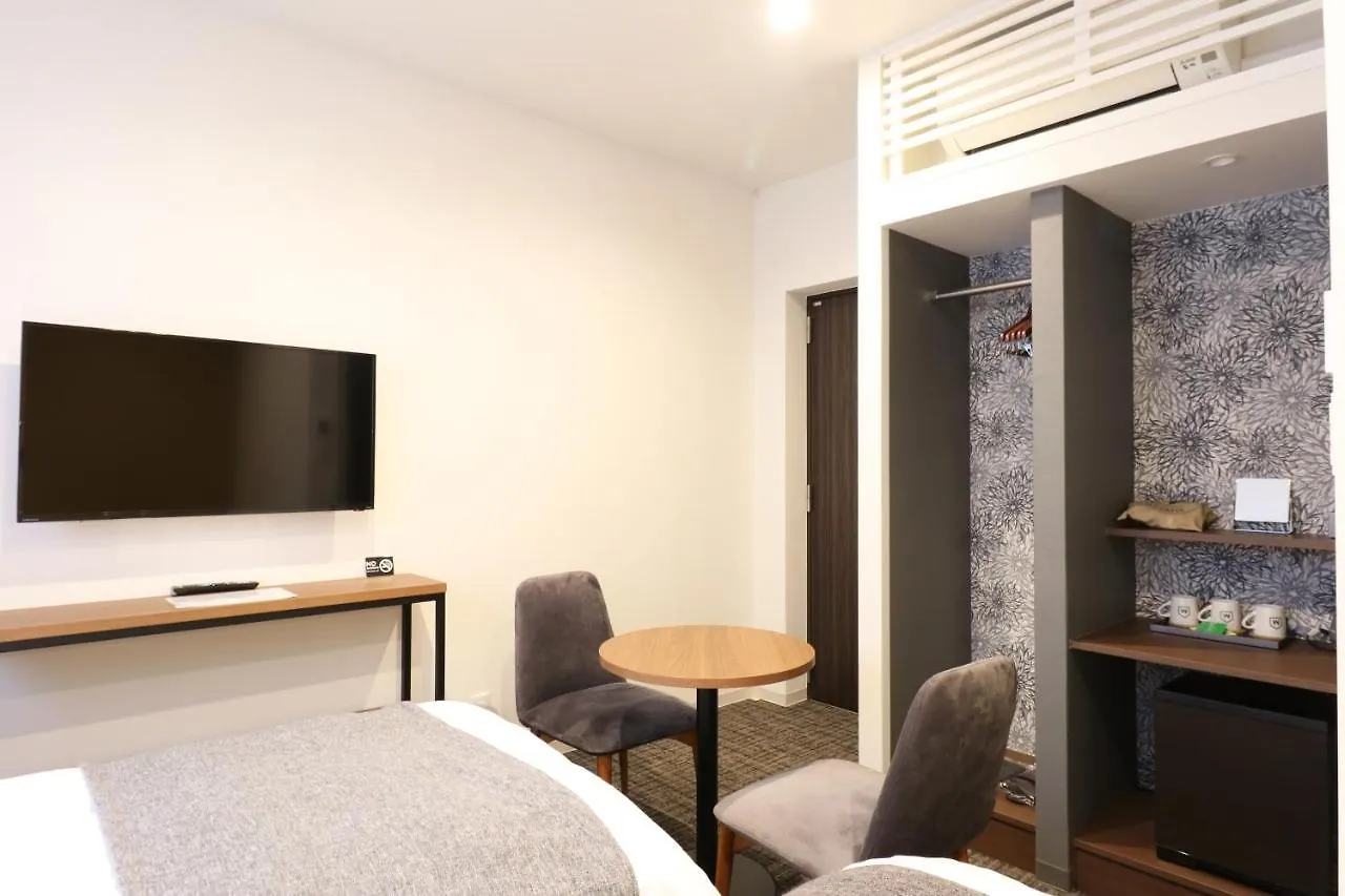 M'S Hotel Nijojo Oike Kyōto