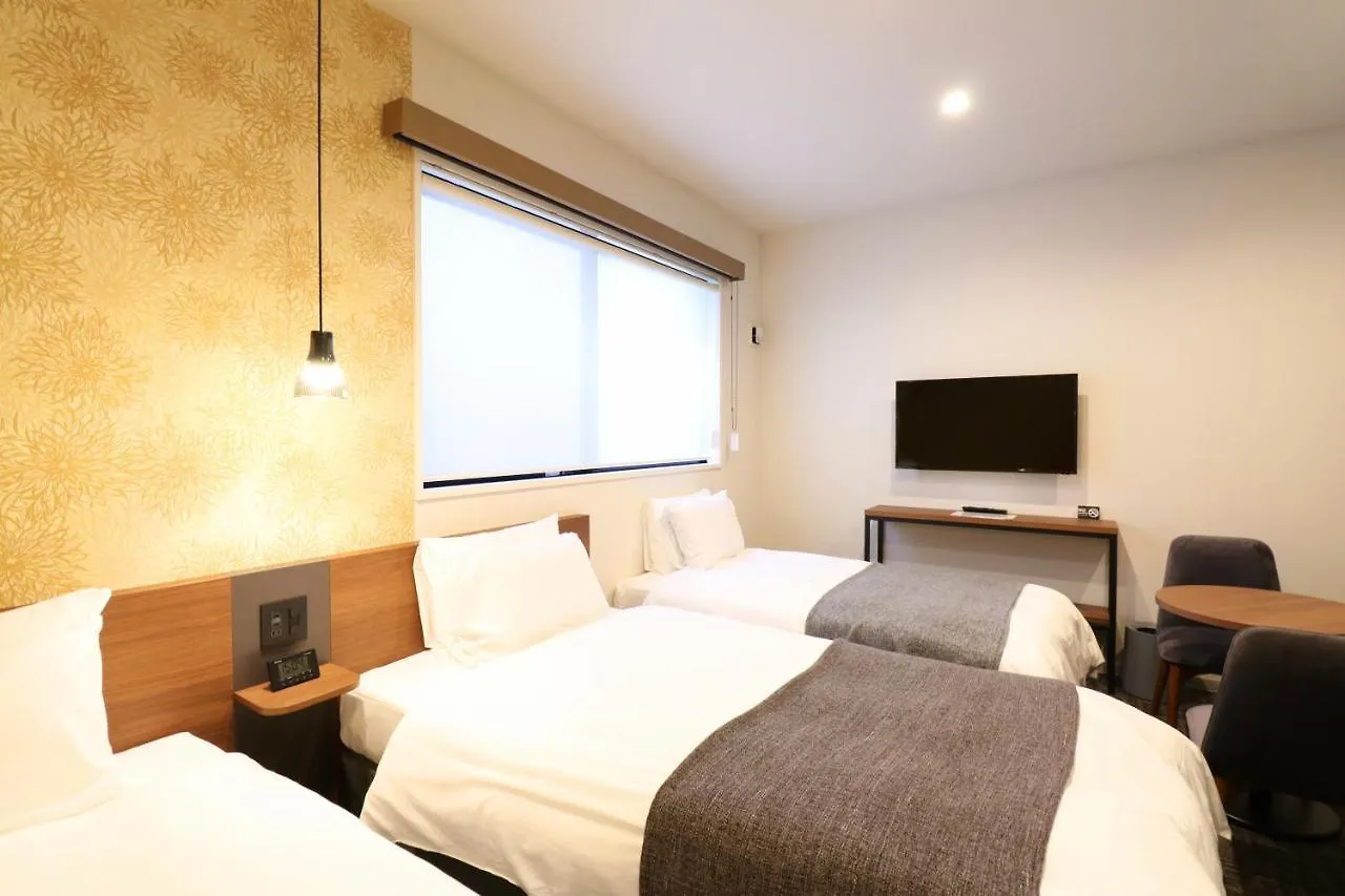 M'S Hotel Nijojo Oike Kyōto